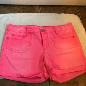 SIZE 13 LEI HOT LINK JEAN SHORTS 5 IN